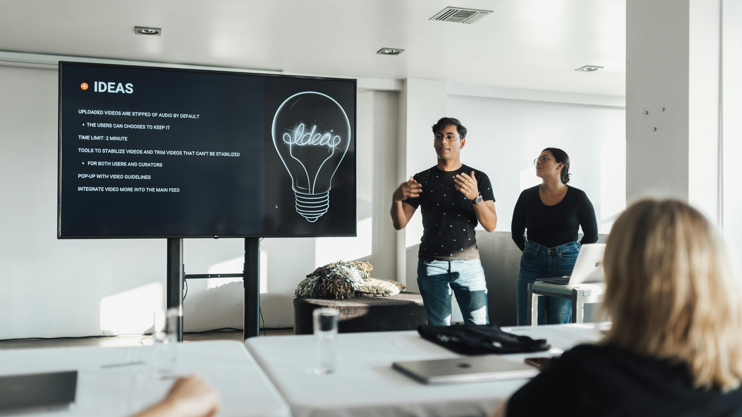 Flirty Dare Ideas for Texting: 30+ Expert Ideas to Build Attraction Over Text (2026 Guide)