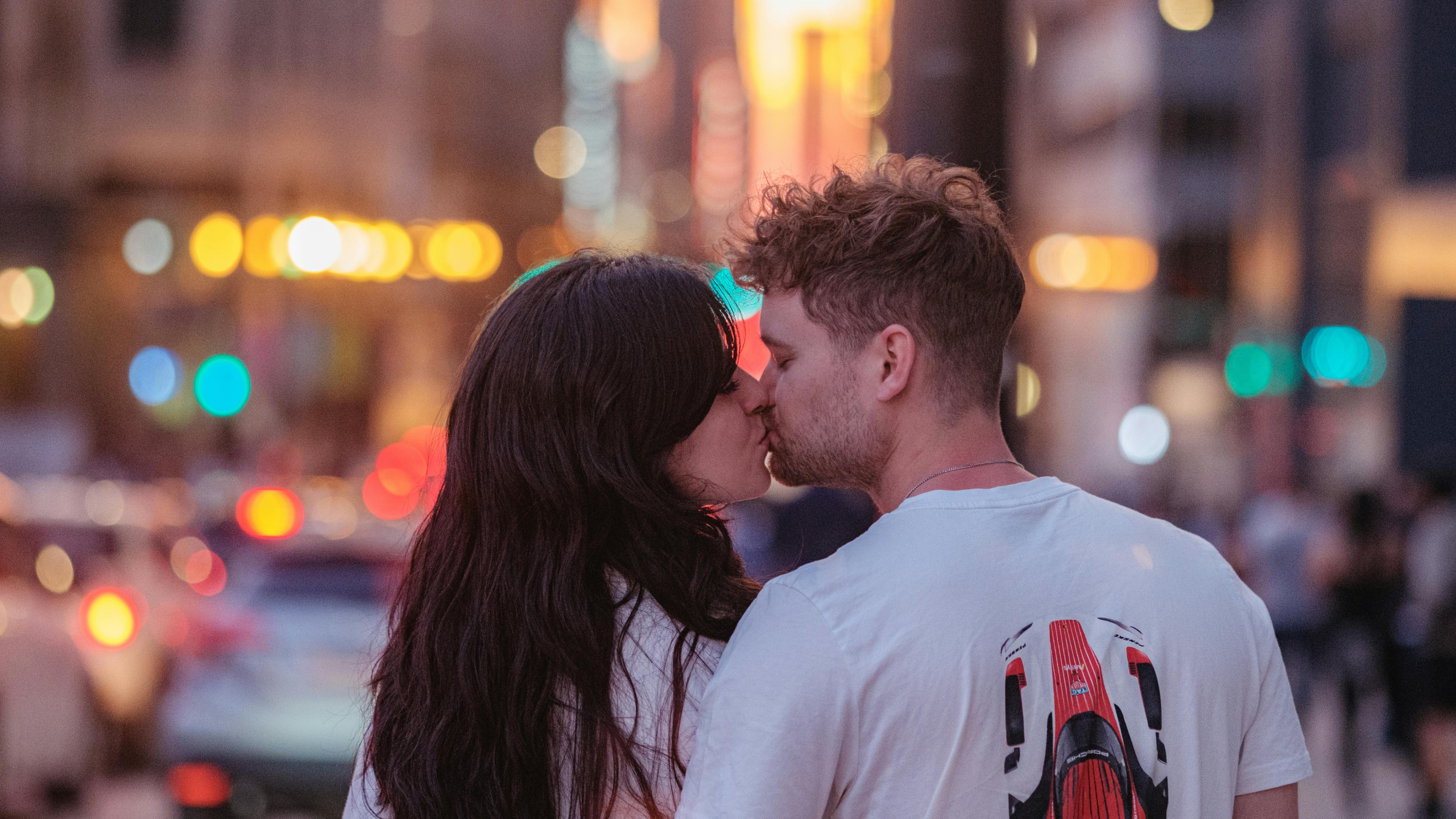 Romantic Bet Ideas and Punishments for Lovers: 45+ Cute, Funny & Flirty Couple Challenges