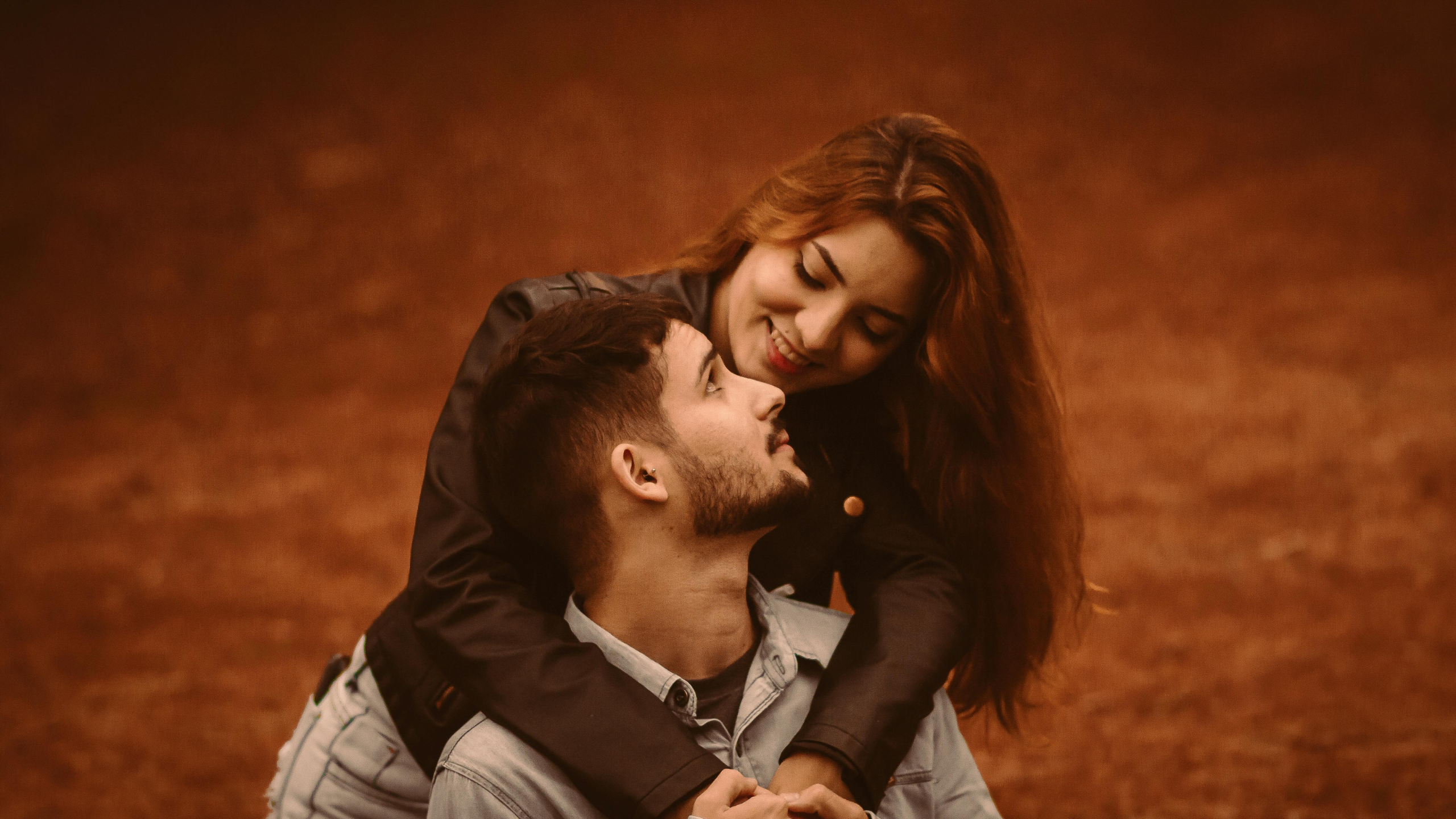 Romantic Chat Topics for Boyfriend: 60+ Deep, Funny & Mature Conversation Ideas