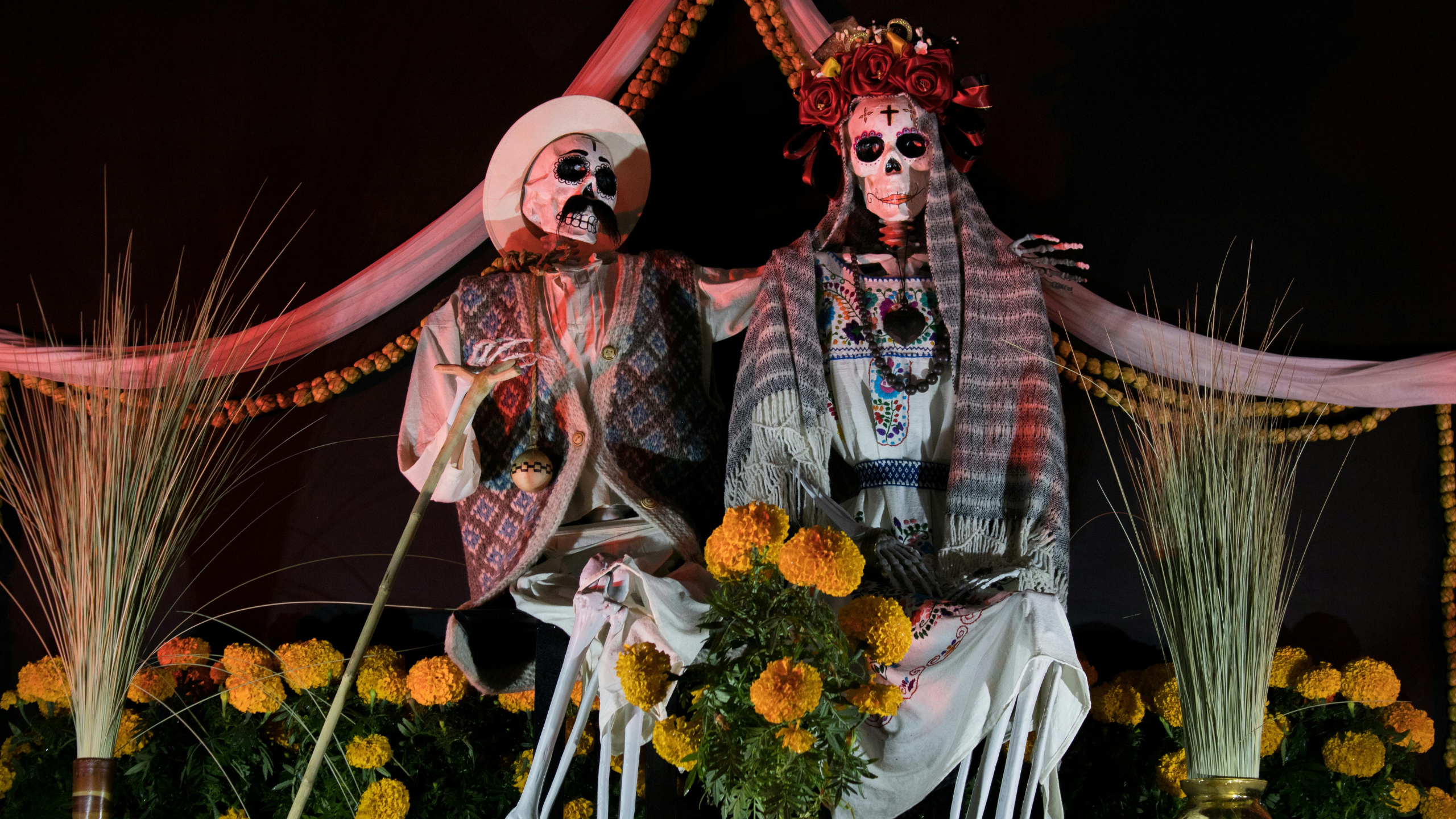25 Traditional Halloween Games That Never Go Out of Style